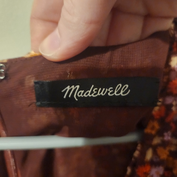 Madewell Longsleeve Cross Over Midi Dress in Clipdot Spring Prairie. - Picture 5 of 11